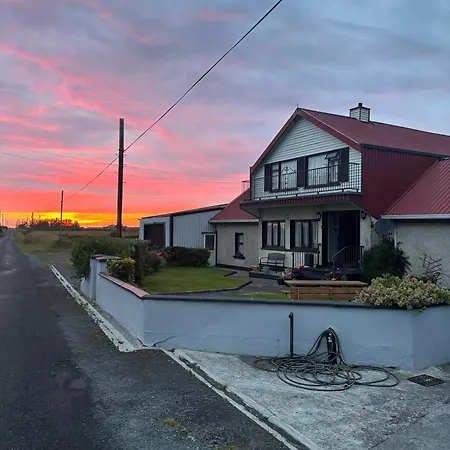 Atlantic One Bed Sleeps 4 Appartamento Sligo